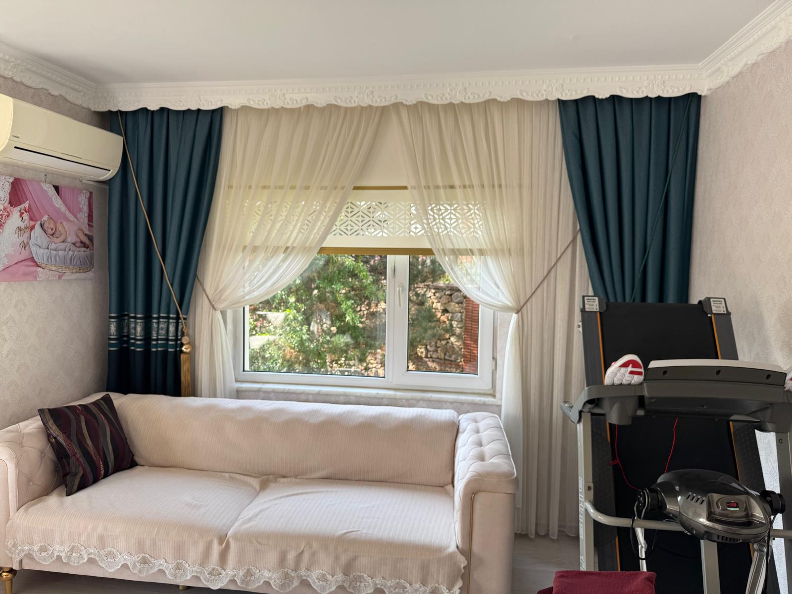 Modern Salon Perdesi