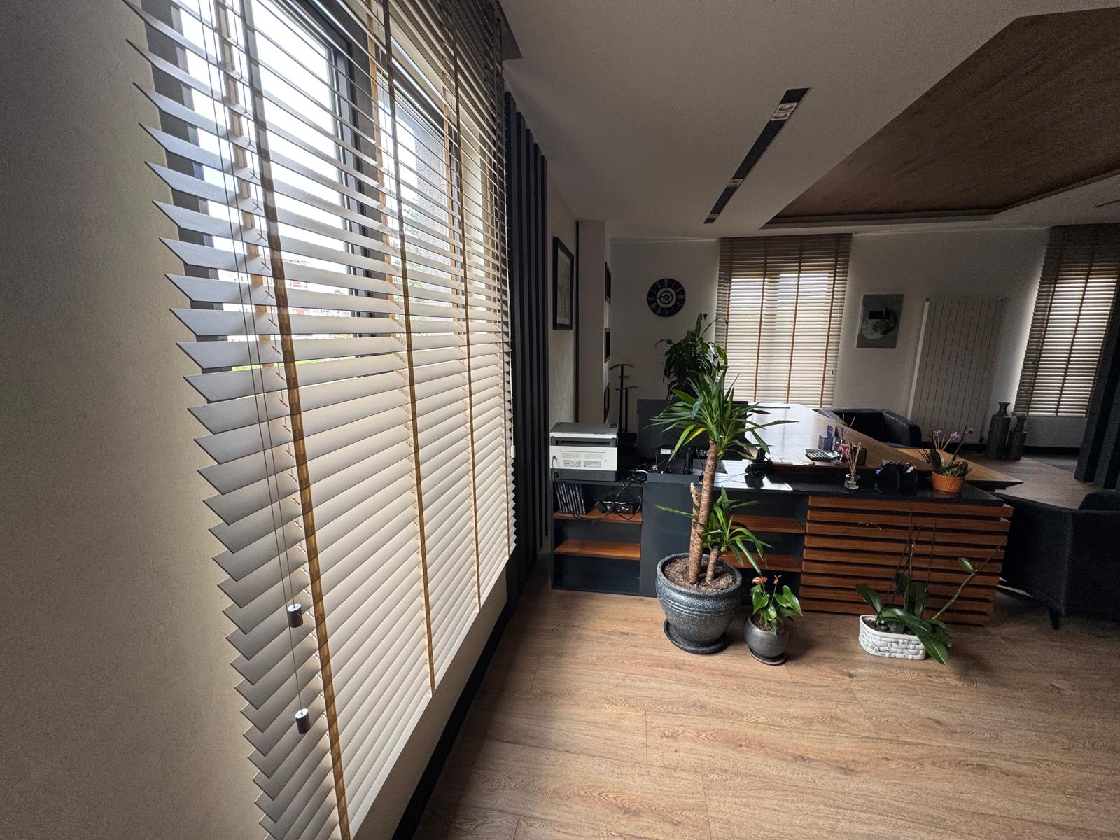 Modern Ofis Jaluzisi